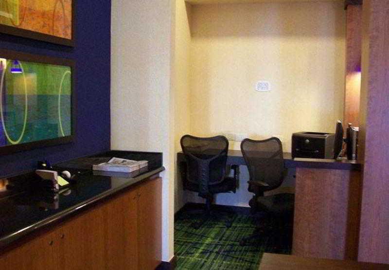 Fairfield Inn And Suites By Marriott Strasburg Shenandoah Valley Eksteriør billede