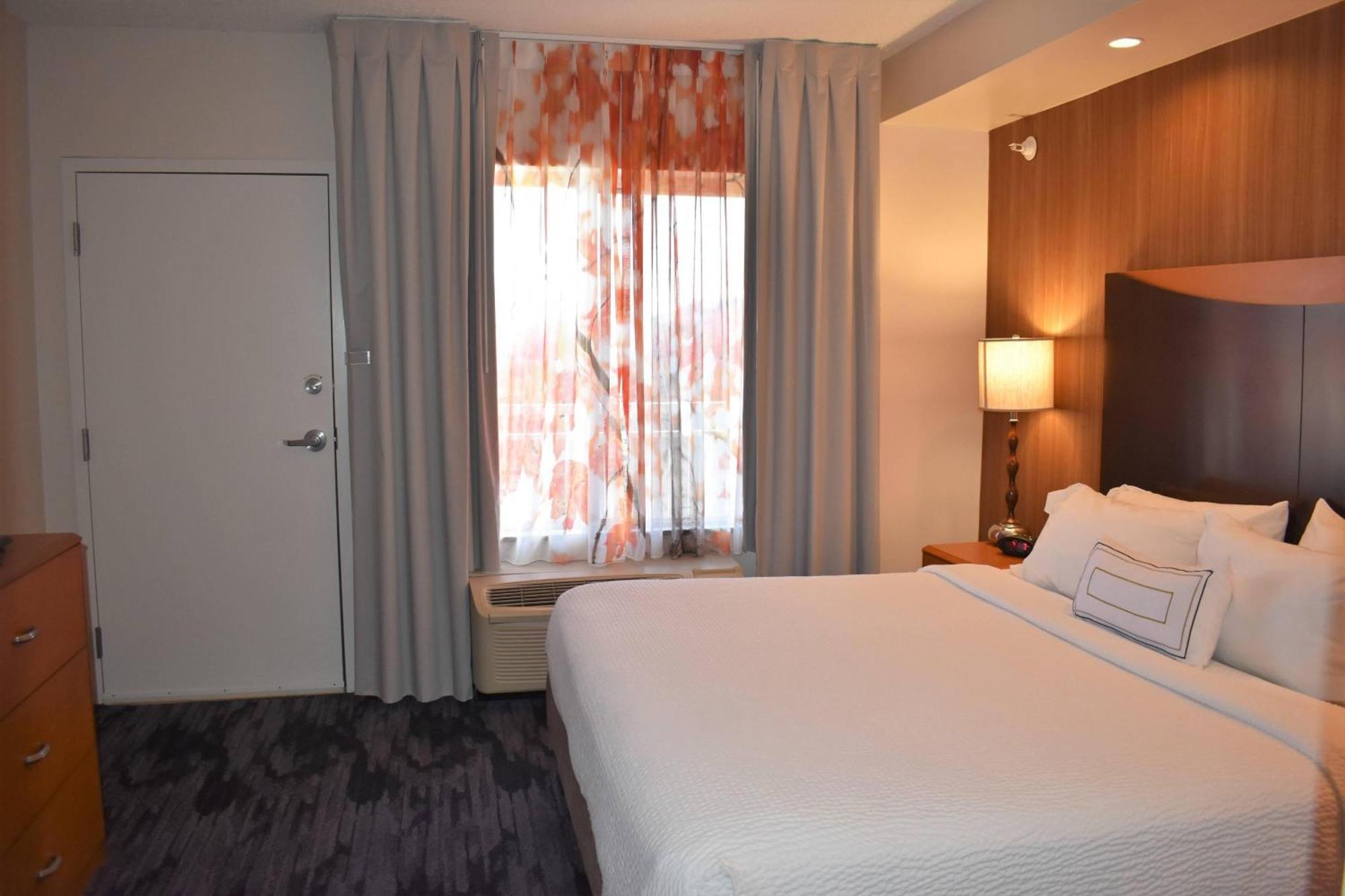 Fairfield Inn And Suites By Marriott Strasburg Shenandoah Valley Eksteriør billede
