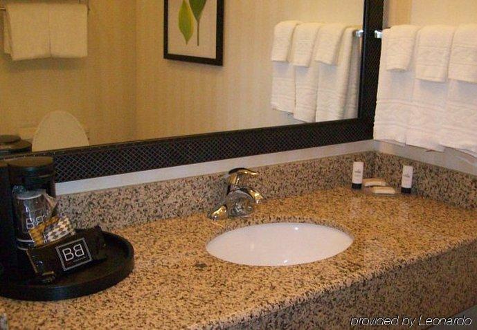 Fairfield Inn And Suites By Marriott Strasburg Shenandoah Valley Eksteriør billede
